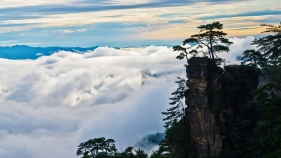天子山索道核心景点：日出观景台
